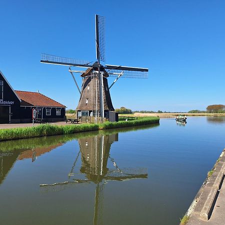 Tinyhouse Natuurhuisje Met Veranda Bij De Molen Tussen Alkmaar En Hoorn Oterleek Exterior photo